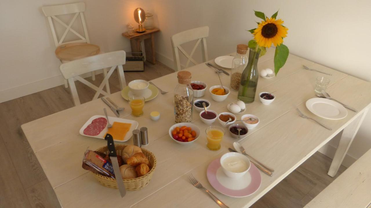 Bed En Brood Donna Bed & Breakfast